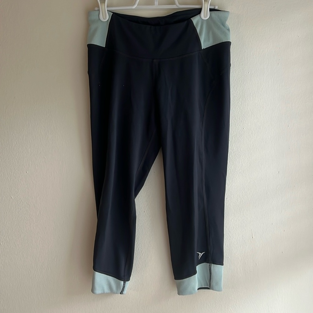 Women’s Capri Activewear leggings - Gray and Blue - Medium
